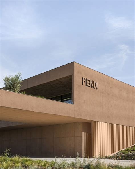 fendi fabbrica capannuccia